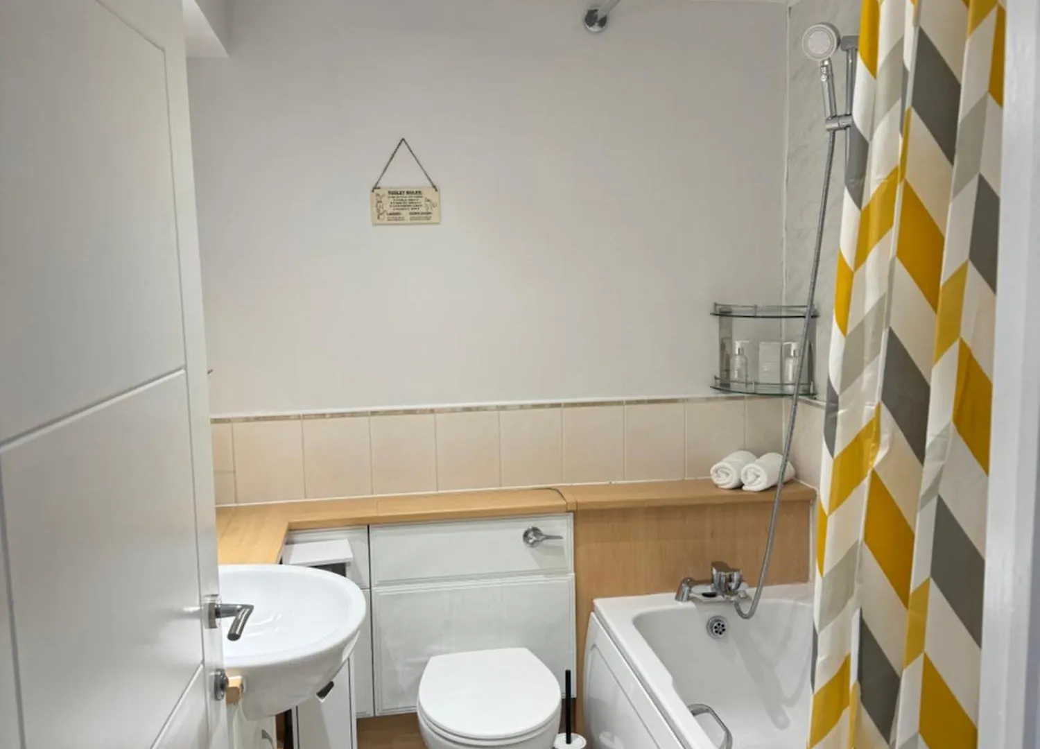The Shore Edinburgh 2 Bedroom Apartment